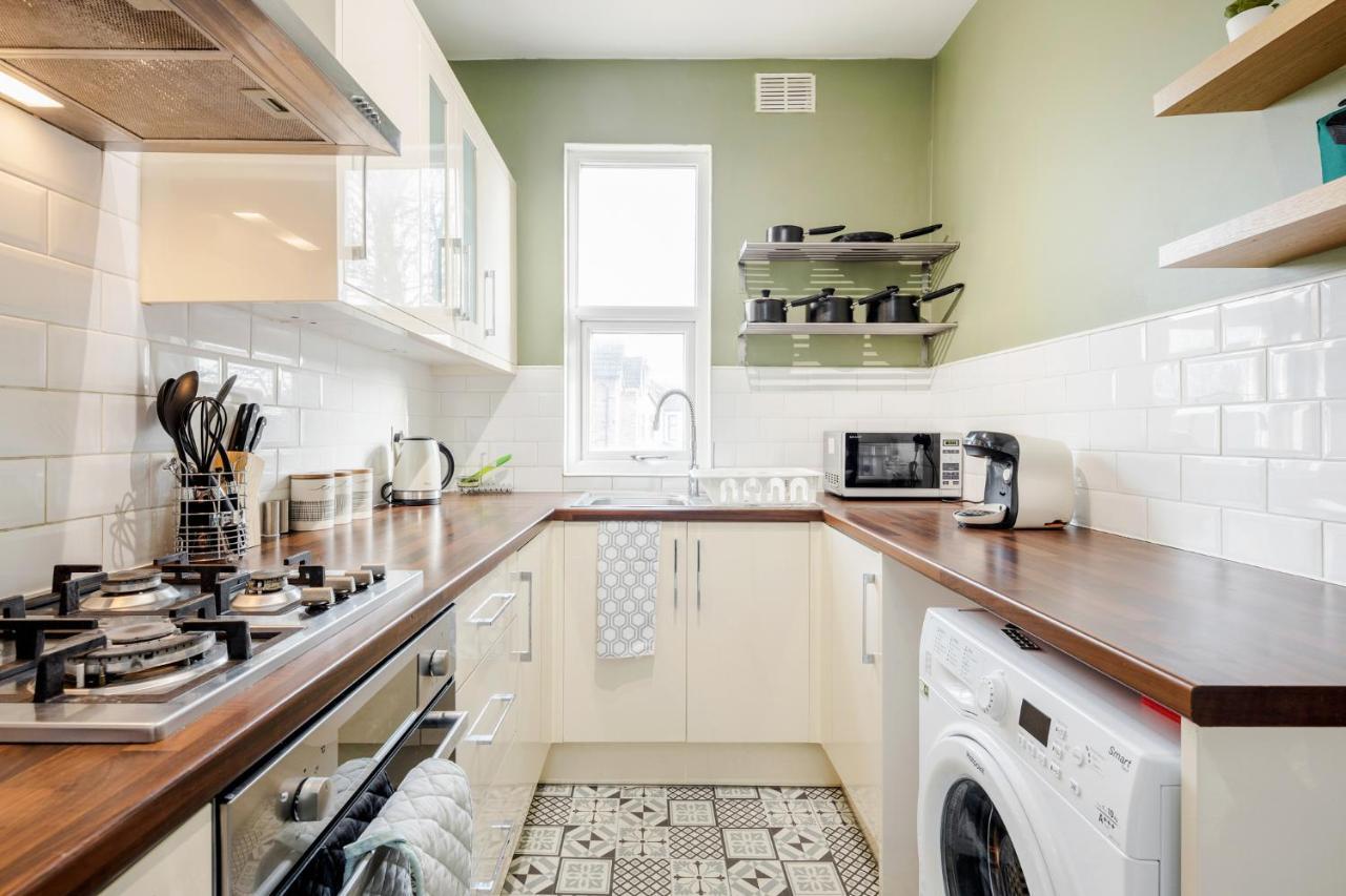 Business & Leisure 2 Bedroom & Parking By Damask Homes Ilford Buitenkant foto