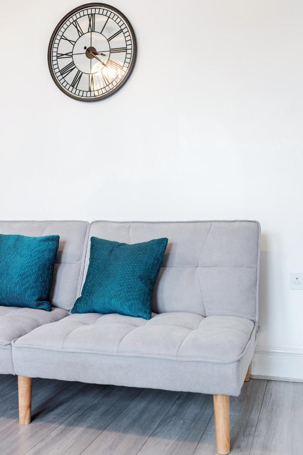 Business & Leisure 2 Bedroom & Parking By Damask Homes Ilford Buitenkant foto